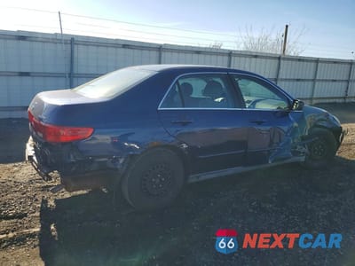 Trzecie zdjęcie samochodu z tyłu: 2005 HONDA ACCORD LX VIN:1HGCM56445A074419 - miniatura
