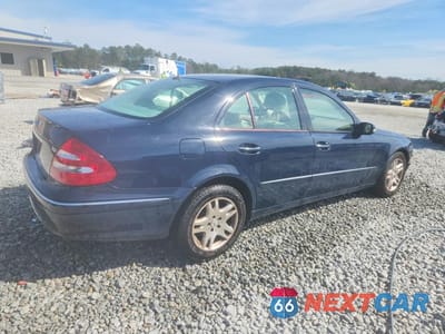 Trzecie zdjęcie samochodu z tyłu: 2004 MERCEDES-BENZ E 320 VIN:WDBUF65J04A511890 - miniatura