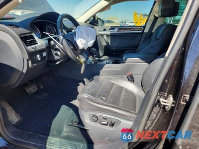 Zdjęcie 7 z 13 samochodu: 2016 VOLKSWAGEN TOUAREG TDI VIN:WVGEP9BPXGD003633 - miniatura