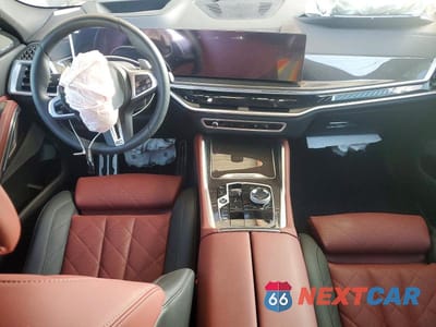 Zdjęcie 8 z 13 samochodu: 2026 BMW X6 M60I VIN:5UX43EX0XT9047305 - miniatura