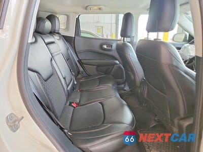 Zdjęcie 11 z 12 samochodu: 2018 JEEP COMPASS LATITUDE VIN:3C4NJDBB6JT345062 - miniatura