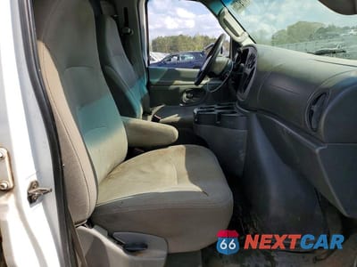 Zdjęcie 11 z 13 samochodu: 2008 FORD E150 UTILITY / SERVICE VAN VIN:1FTNE14W28DA65609 - miniatura