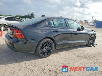 Trzecie zdjęcie samochodu z tyłu: 2024 VOLVO S60 PLUS VIN:7JRL12TH5RG298378 - miniatura