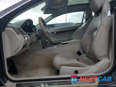 Zdjęcie 7 z 12 samochodu: 2010 MERCEDES-BENZ E 350 VIN:WDDKJ5GB0AF004838 - miniatura