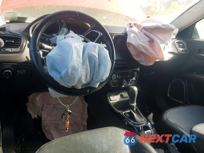 Zdjęcie 8 z 12 samochodu: 2018 JEEP COMPASS LIMITED VIN:3C4NJCCB0JT204447 - miniatura