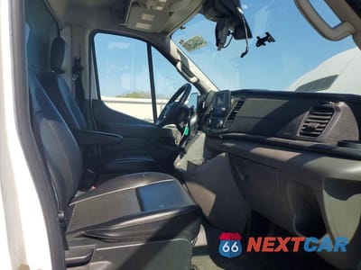 Piąte zdjęcie samochodu w środku: 2022 FORD TRANSIT DELIVERY TRUCK VIN:1FDBW5Z85NKA01715 - miniatura