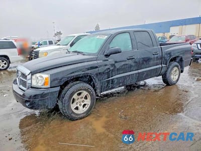 2006 DODGE DAKOTA QUAD SLT 1D7HE48N86S504505 - główne zdjęcie licytacji z USA - miniatura