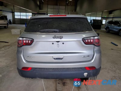 Zdjęcie 6 z 14 samochodu: 2018 JEEP COMPASS LATITUDE VIN:3C4NJDBB1JT418175 - miniatura