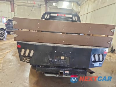 Zdjęcie 6 z 12 samochodu: 2015 CHEVROLET SILVERADO 2500 FLATBED TRUCK VIN:1GC1KVEG0FF531366 - miniatura