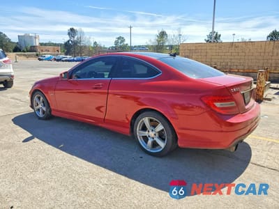 Drugie zdjęcie samochodu z przodu: 2012 MERCEDES-BENZ C 250 VIN:WDDGJ4HB6CF730642 - miniatura