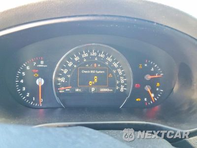 Zdjęcie 9 z 12 samochodu: 2016 KIA SORENTO EX V6 VIN:5XYPHDA54GG073059 - miniatura