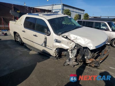 Czwarte zdjęcie samochodu z boku: 2012 CADILLAC ESCALADE EXT LUXURY VIN:3GYT4MEF5CG232965 - miniatura