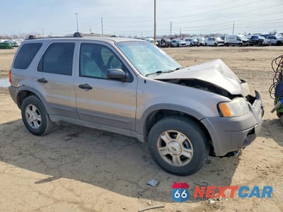 Czwarte zdjęcie samochodu z boku: 2001 FORD ESCAPE XLT VIN:1FMYU04181KB28143 - miniatura