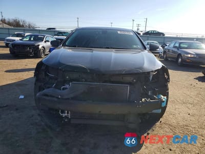 Piąte zdjęcie samochodu w środku: 2017 CHEVROLET IMPALA LT VIN:2G1105SA3H9174792 - miniatura
