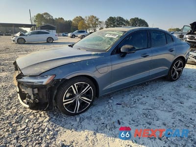 2022 VOLVO S60 T8 RECHARGE R-DESIGN EXPRESSIO 7JRBR0FZ9NG162875 - główne zdjęcie licytacji z USA - miniatura