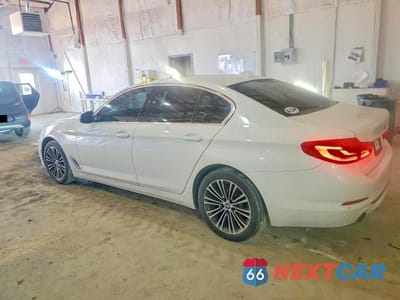 Drugie zdjęcie samochodu z przodu: 2019 BMW 530 I VIN:WBAJA5C58KWW15768 - miniatura
