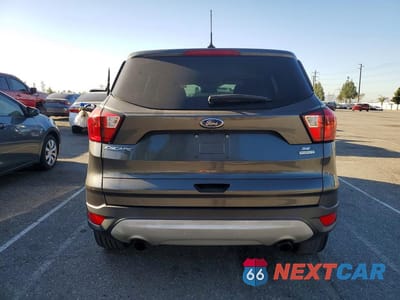 Zdjęcie 6 z 11 samochodu: 2019 FORD ESCAPE SE VIN:1FMCU0GD5KUB79329 - miniatura