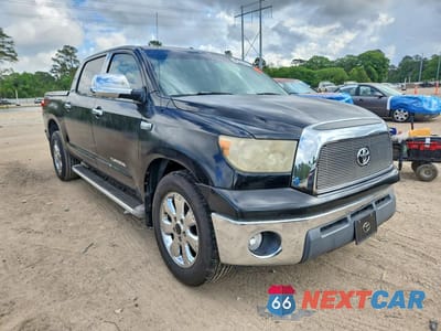 Czwarte zdjęcie samochodu z boku: 2008 TOYOTA TUNDRA SR5 VIN:5TFEV54108X054876 - miniatura