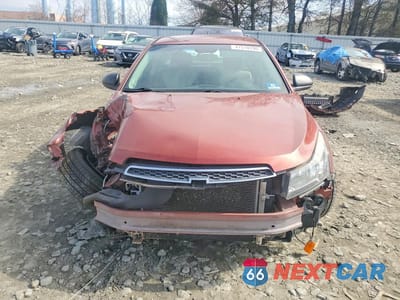 Piąte zdjęcie samochodu w środku: 2012 CHEVROLET CRUZE LS VIN:1G1PC5SH5C7381287 - miniatura