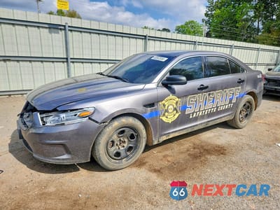 2017 FORD TAURUS POLICE INTERCEPTOR 1FAHP2MK8HG145074 - główne zdjęcie licytacji z USA - miniatura