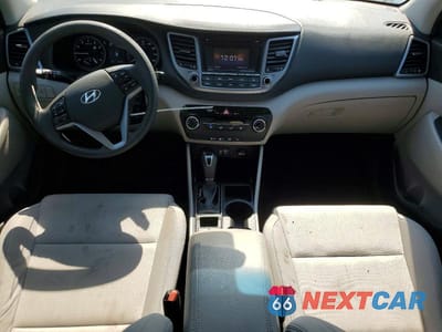 Zdjęcie 8 z 13 samochodu: 2017 HYUNDAI TUCSON SE VIN:KM8J33A43HU402688 - miniatura