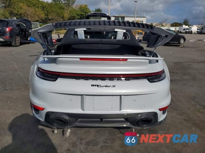 Zdjęcie 6 z 11 samochodu: 2023 PORSCHE 911 TURBO VIN:WP0CD2A98PS263572 - miniatura