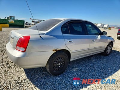 Trzecie zdjęcie samochodu z tyłu: 2002 HYUNDAI ELANTRA GLS VIN:KMHDN45D32U357864 - miniatura