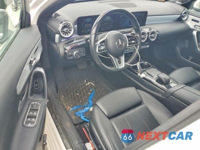 Zdjęcie 8 z 11 samochodu: 2021 MERCEDES-BENZ A 220 4MATIC VIN:W1K3G4FBXMJ295140 - miniatura