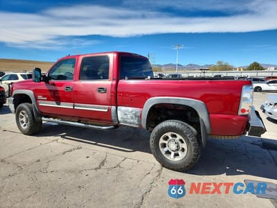 Drugie zdjęcie samochodu z przodu: 2006 CHEVROLET SILVERADO K2500 HEAVY DUTY VIN:1GCHK23216F123446 - miniatura