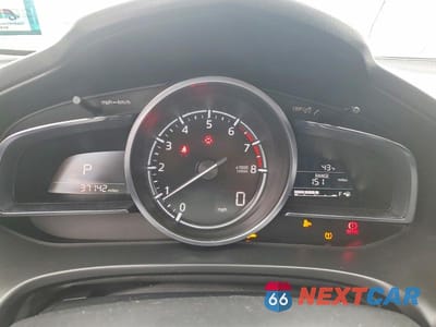 Zdjęcie 9 z 11 samochodu: 2018 MAZDA 3 GRAND TOURING VIN:3MZBN1M31JM257068 - miniatura