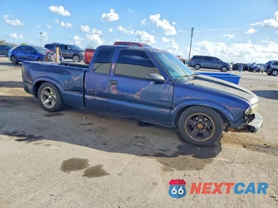 Czwarte zdjęcie samochodu z boku: 2000 GMC SONOMA VIN:1GTCS1941Y8189001 - miniatura