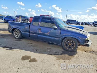 Czwarte zdjęcie samochodu z boku: 2000 GMC SONOMA VIN:1GTCS1941Y8189001 - miniatura
