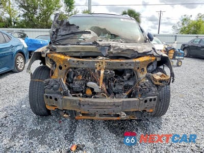 Piąte zdjęcie samochodu w środku: 2011 BUICK ENCLAVE CXL VIN:5GAKVCED0BJ327195 - miniatura