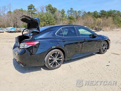 Trzecie zdjęcie samochodu z tyłu: 2018 TOYOTA CAMRY SE VIN:JTNB11HKXJ3002805 - miniatura