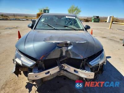 Piąte zdjęcie samochodu w środku: 2018 AUDI A4 PREMIUM VIN:WAUKMAF47JA225442 - miniatura