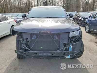 Piąte zdjęcie samochodu w środku: 2020 JEEP GRAND CHEROKEE LAREDO VIN:1C4RJFAG1LC361646 - miniatura