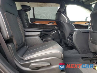 Zdjęcie 11 z 12 samochodu: 2023 JEEP GRAND CHEROKEE L SUMMIT VIN:1C4RJKEG7P8778460 - miniatura
