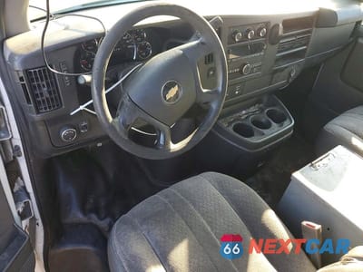 Zdjęcie 8 z 13 samochodu: 2015 CHEVROLET EXPRESS G2500 VIN:1GCWGFCF6F1240357 - miniatura