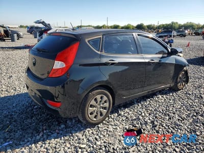 Trzecie zdjęcie samochodu z tyłu: 2017 HYUNDAI ACCENT SE VIN:KMHCT5AE3HU364053 - miniatura