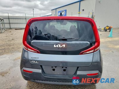 Zdjęcie 6 z 14 samochodu: 2022 KIA SOUL LX VIN:KNDJ23AU8N7822805 - miniatura