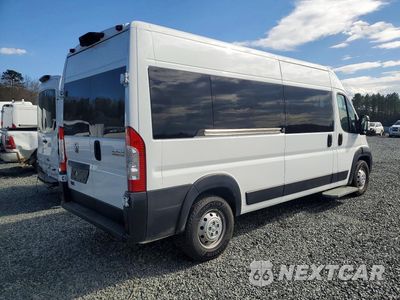 Trzecie zdjęcie samochodu z tyłu: 2023 RAM PROMASTER 2500 HIGH ROOF HANDICAP PASSENG VIN:3C6LRVPG7PE564823 - miniatura