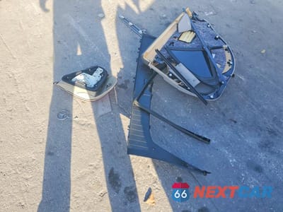 Zdjęcie 12 z 12 samochodu: 2004 MERCEDES-BENZ E 320 VIN:WDBUF65J64A469158 - miniatura