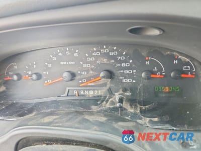 Zdjęcie 9 z 13 samochodu: 2008 FORD E250 UTILITY / SERVICE VAN VIN:1FTNE24W58DA54464 - miniatura