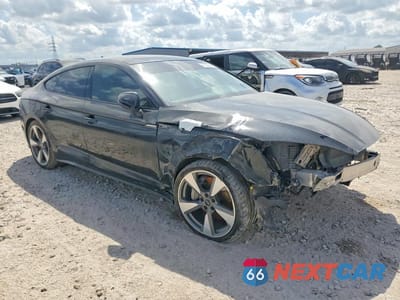 Czwarte zdjęcie samochodu z boku: 2021 AUDI A5 PREMIUM PLUS 45 VIN:WAUFACF55MA052569 - miniatura