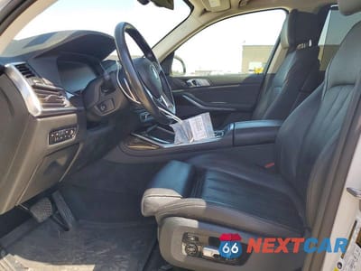 Zdjęcie 7 z 13 samochodu: 2019 BMW X7 XDRIVE40I VIN:5UXCW2C50KL087333 - miniatura