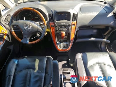 Zdjęcie 8 z 14 samochodu: 2002 LEXUS RX 300 BASE VIN:JTJHF10U120246758 - miniatura