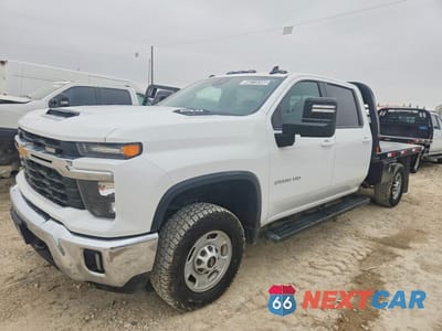 2024 CHEVROLET SILVERADO HD FLATBED TRUCK 1GB1YNE79RF220400 - główne zdjęcie licytacji z USA - miniatura