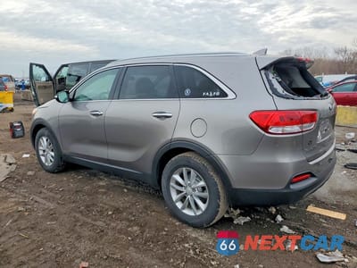 Drugie zdjęcie samochodu z przodu: 2018 KIA SORENTO LX V6 VIN:5XYPG4A53JG359141 - miniatura