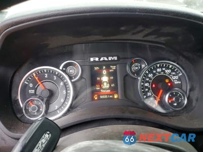 Zdjęcie 9 z 12 samochodu: 2023 RAM 2500 VIN:3C6UR5CJ5PG614130 - miniatura