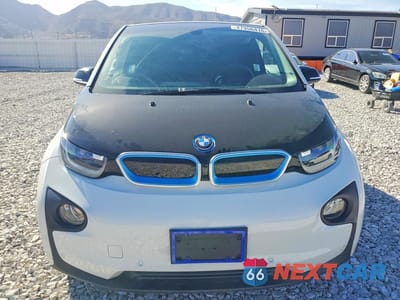 Piąte zdjęcie samochodu w środku: 2017 BMW I3 BEV VIN:WBY1Z6C36H7A39778 - miniatura
